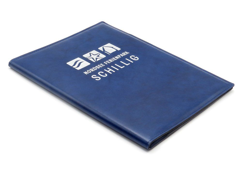 Zimmermappe Bark aus Hartleder in Blau mit silberner Logoprägung