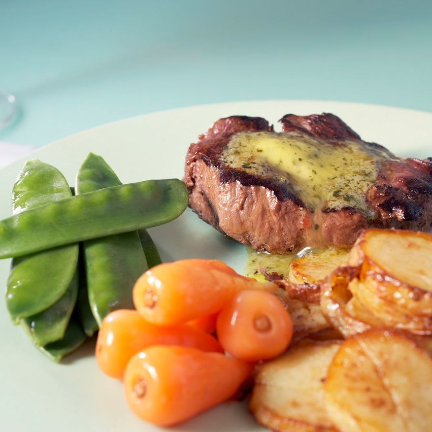 RELACIÓN CON PROVEEDORES