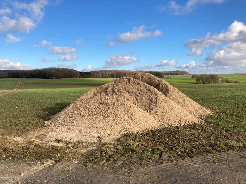 Carbokalk am Feldrand