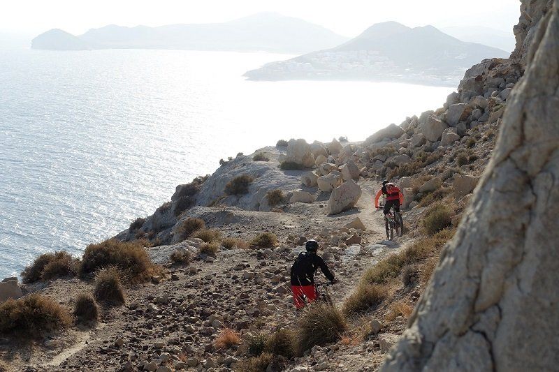Enduro mountainbike almeria bike tours trails Cabo de Gata