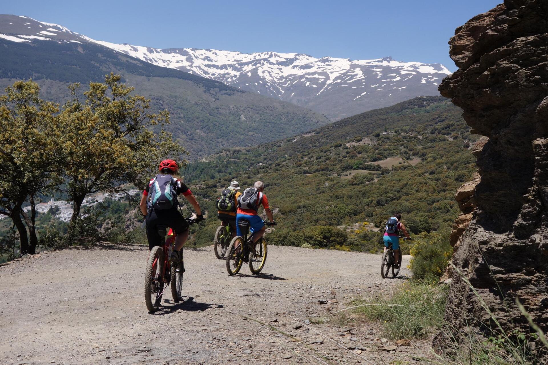 Sierra Nevada Mountainbike Pico de Veleta alpujarras,  almeria bike tours