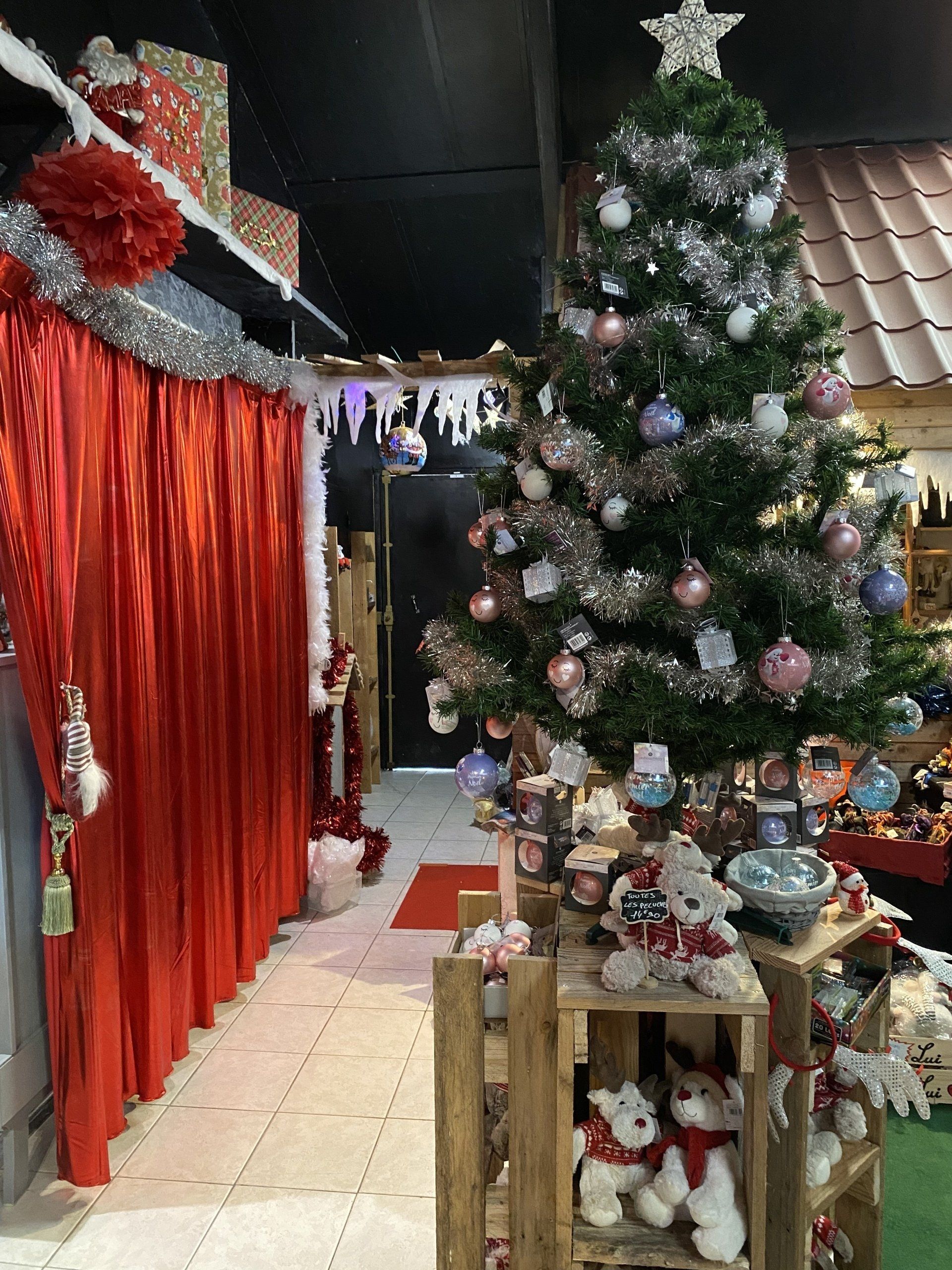 sapin rose et bleu