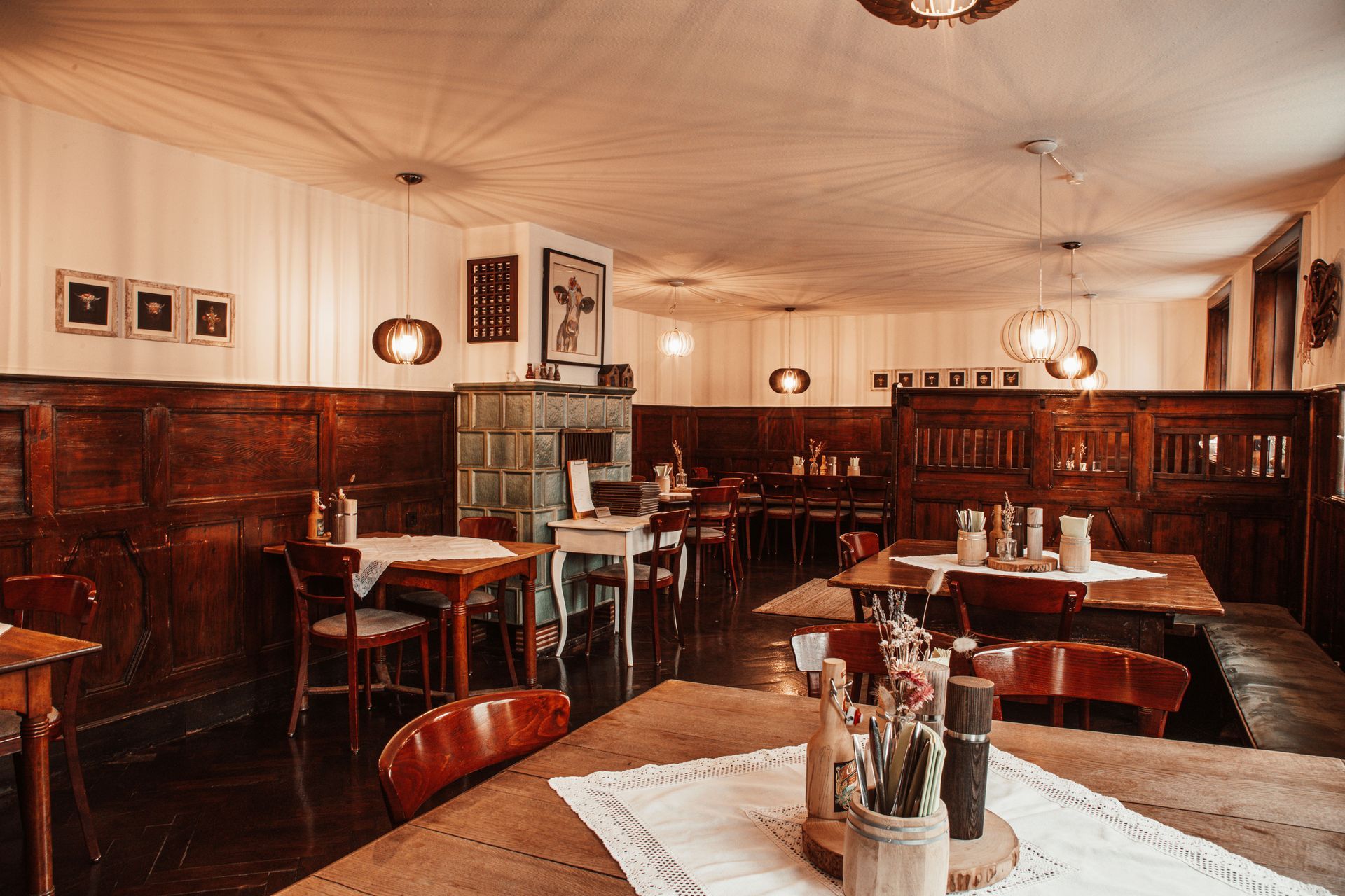 Innenraum des Gasthofs