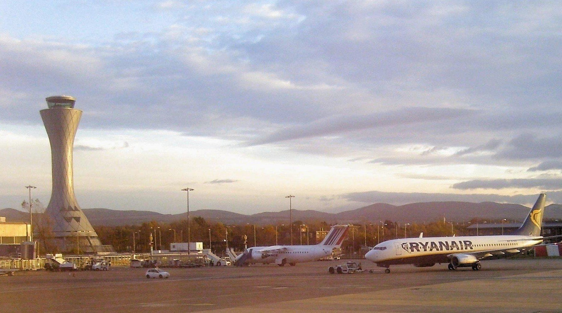 Plane on the runway at Edinburgh Airport Plane on the runway at Edinburgh Airport
