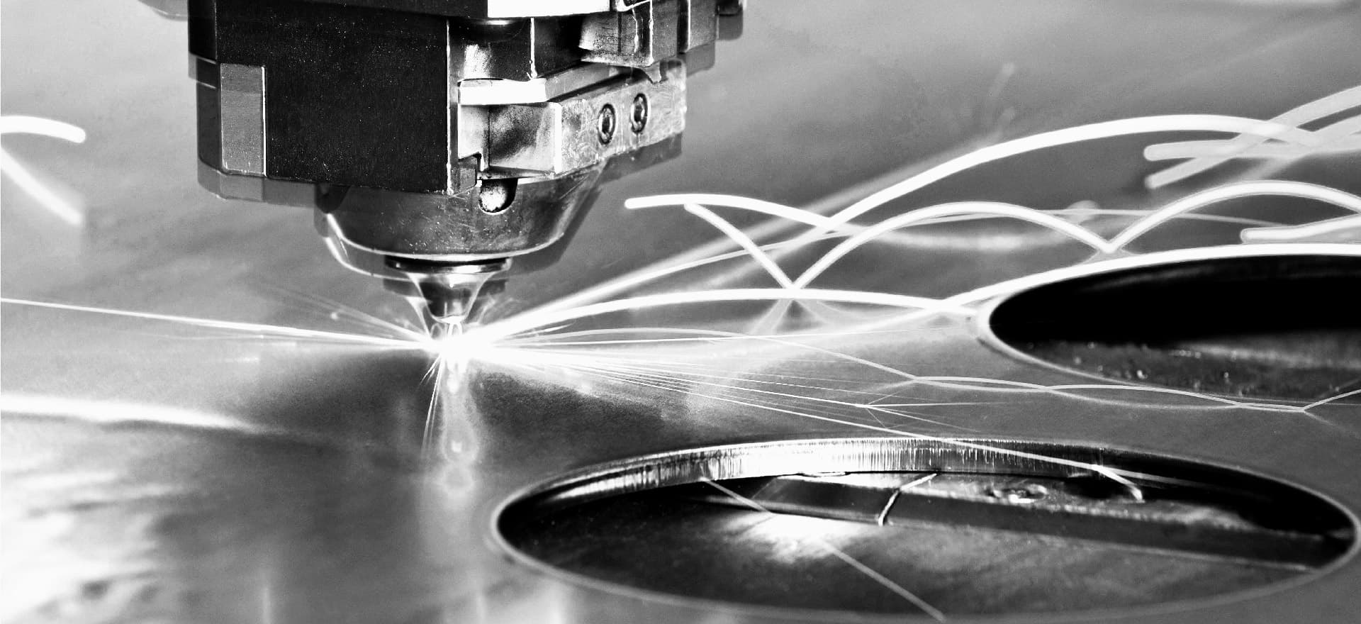 Cómo beneficia el corte por plasma a los proyectos de fabricación