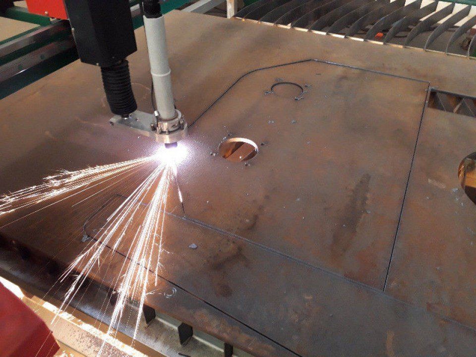 Pantógrafo CNC tecnología para corte y grabado de materiales