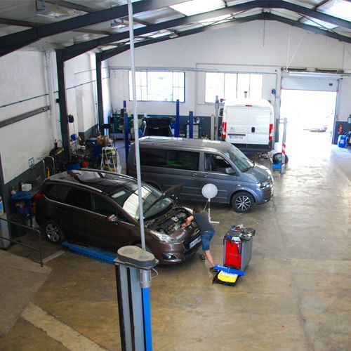 Eurorepar Bollène réalise toutes les opérations sur votre véhicule, n'hésitez pas à prendre rendez-vous ! L'atelier mécanique d'Eurorepar Bollène