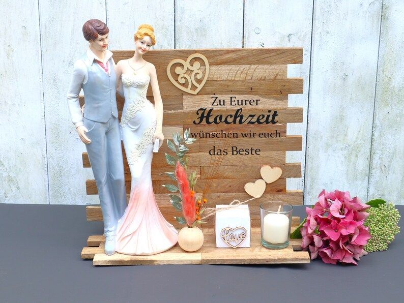 Geschenk zur Hochzeit mit großer Figur