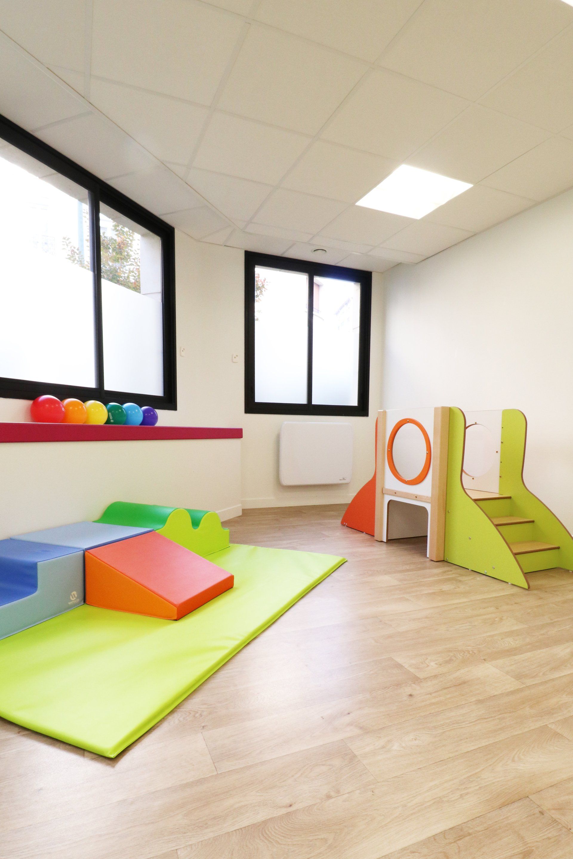 AXIOME Interior Design, architecte d'intérieur Paris, crèches, avant après