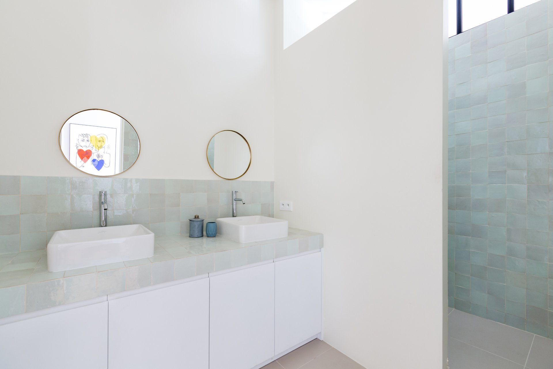 AXIOME Interior Design, architecte d'intérieur Paris, appartement haussmannien, SDB zellige