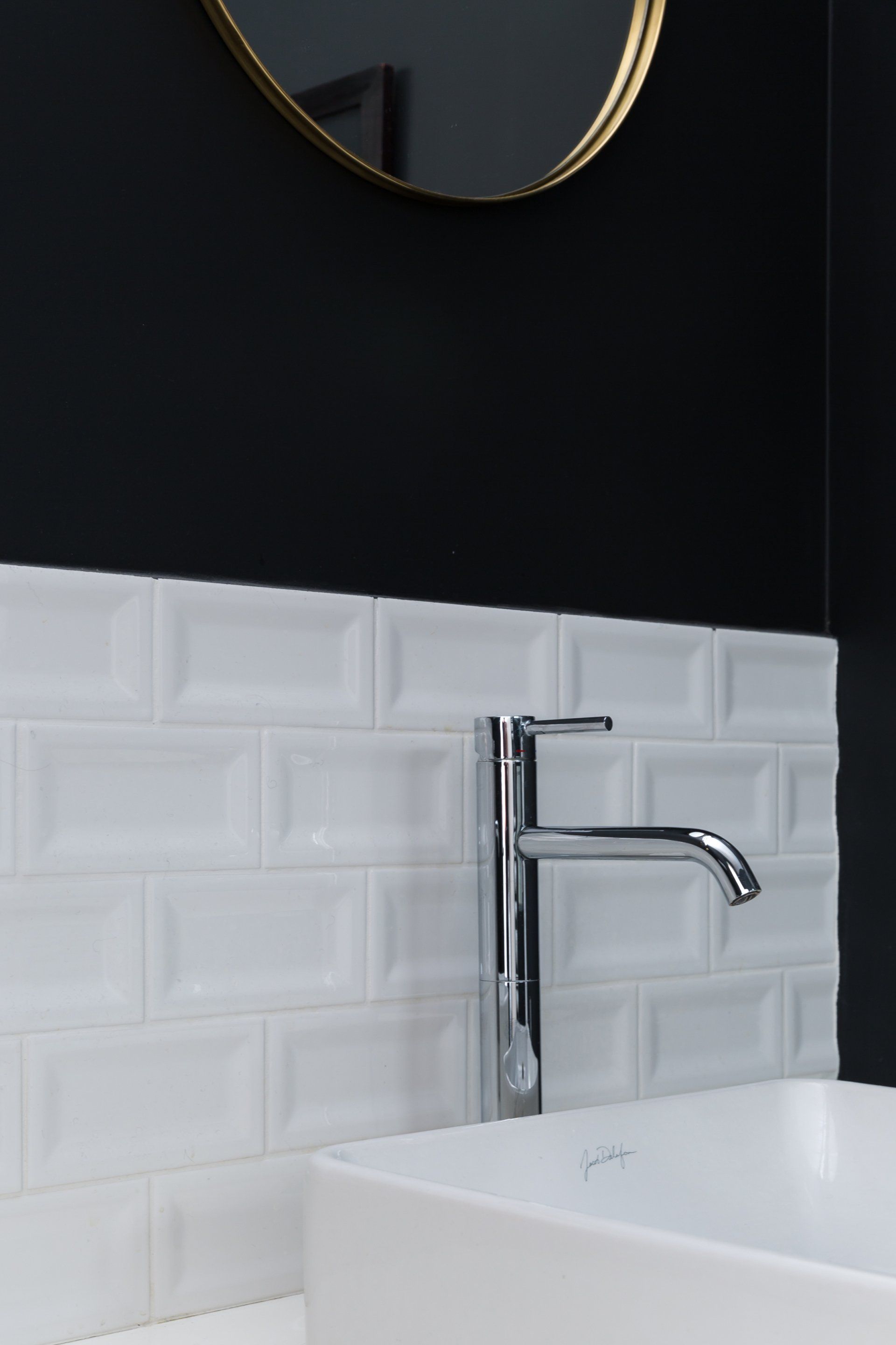 AXIOME Interior Design, architecte d'intérieur Paris, appartement haussmannien, SDB noir et blanc