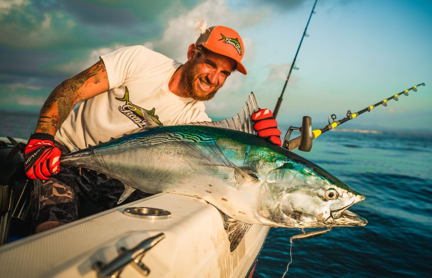 pesca desde orilla, sorprendente destino