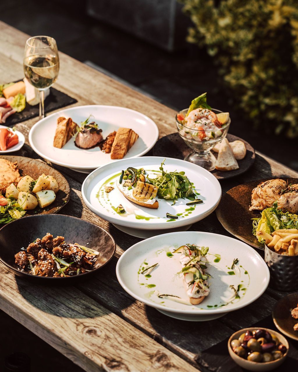 Stone & Ivy Restaurant near Nuneaton & Coventry, Warwickshire. British Cuisine.