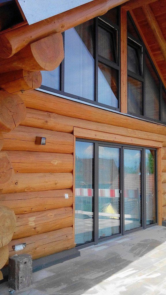 Fensterfront Rückseite Blockhaus