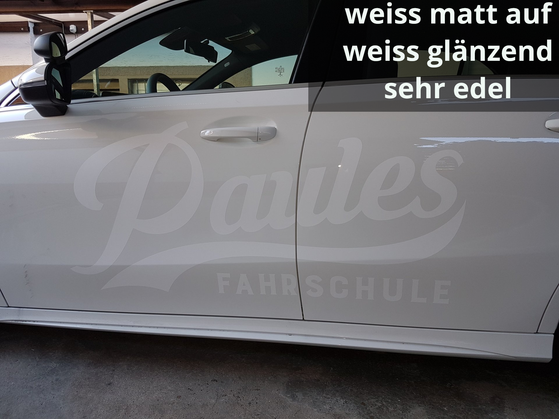 Fahrzeugbeschriftung für Paules Fahrschule in Malsch.