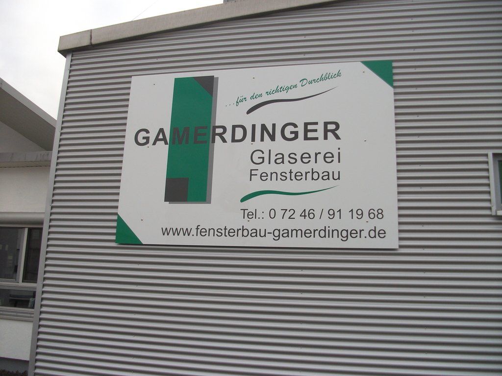 Fassadenschilder für die Firma Gamerdinger in Malsch.