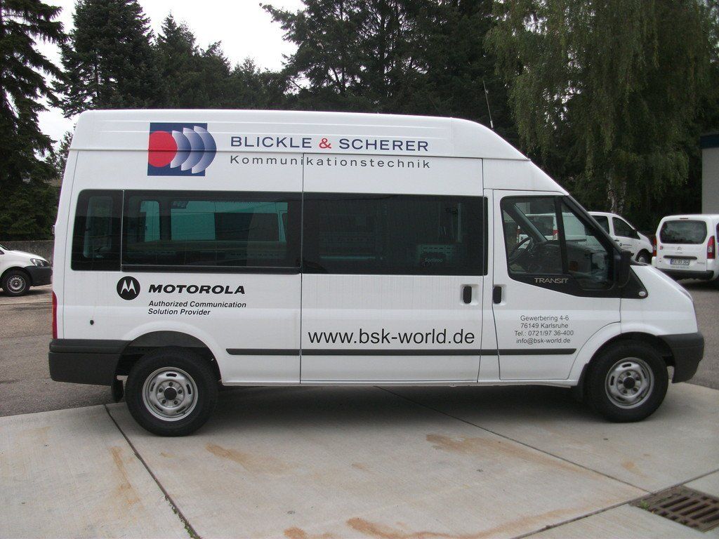 Folienplott für Fahrzeug der Firma Blickle & Scherer in Karlsruhe.