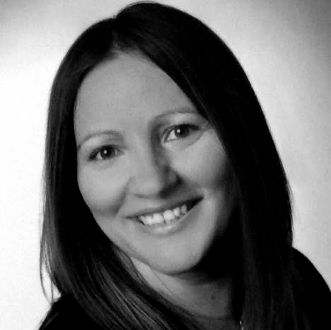 Portraitfoto: Alina Adams Portraitfoto: Alina Adams