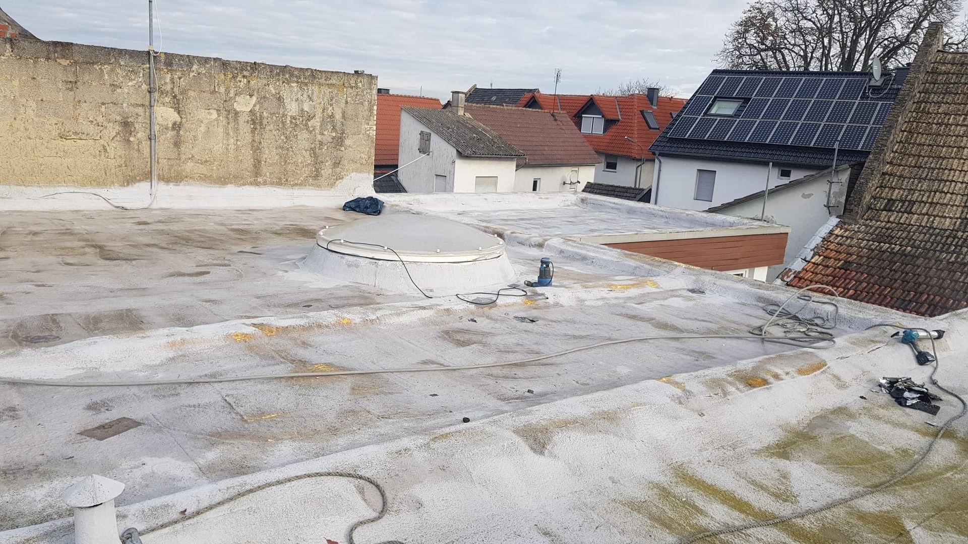 Altschaumdach
