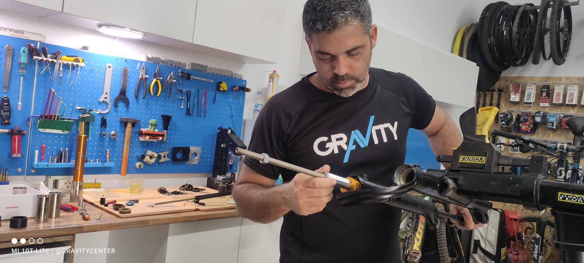 reparacion de suspensiones taller de suspensiones de bicicletas