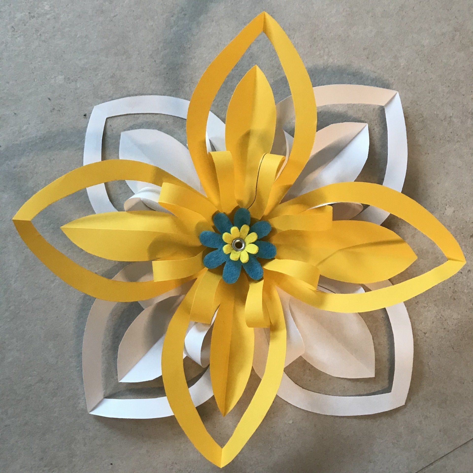 einfach und schnell! Papierblume, Blume, Fensterschmuck, Geschenk, Tischdekoration, Dekoration, einfach