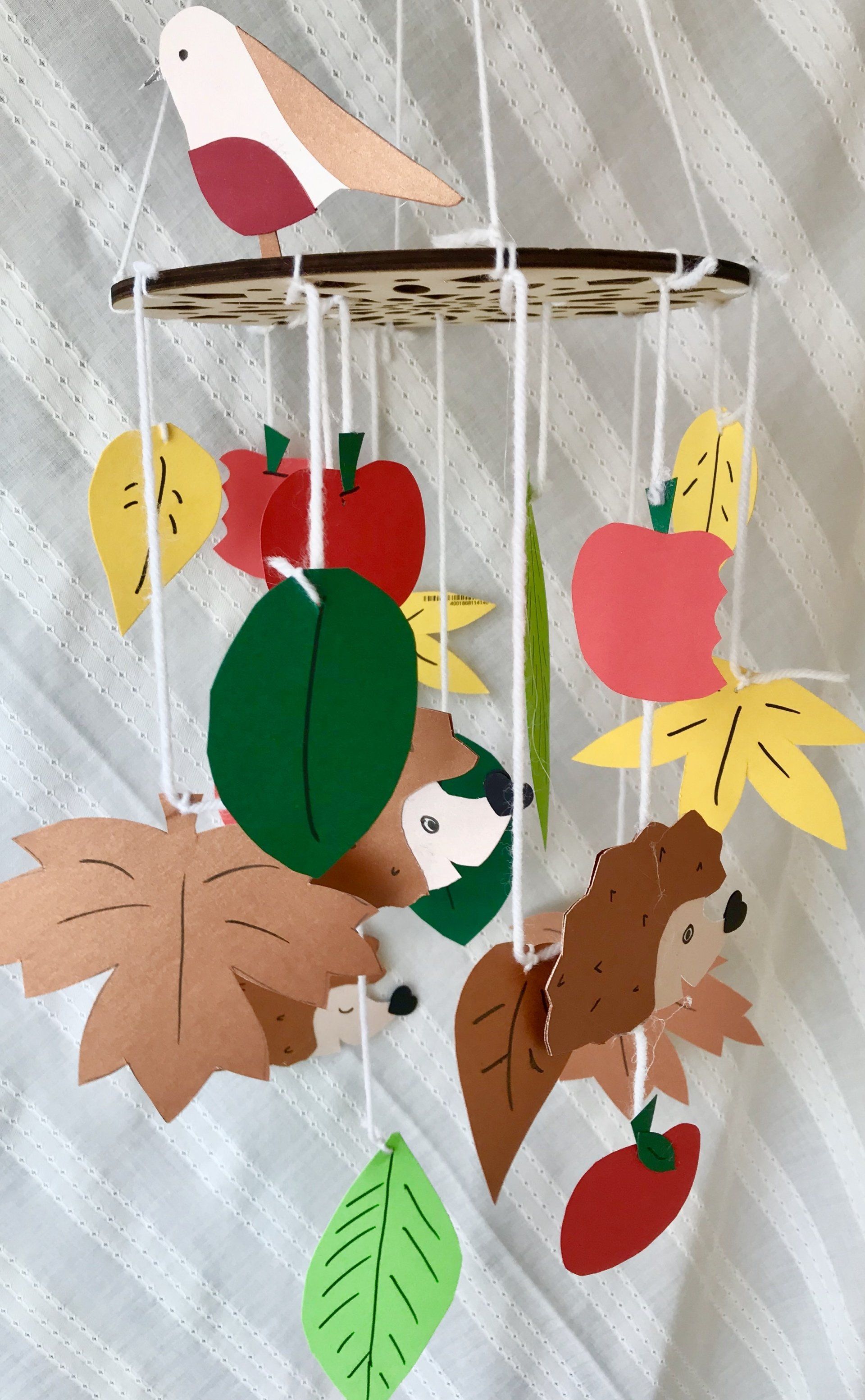 fambinis Nicole Brys basteln Herbst Blätter Mobilee Kunst querbeet Friedrichsdorf