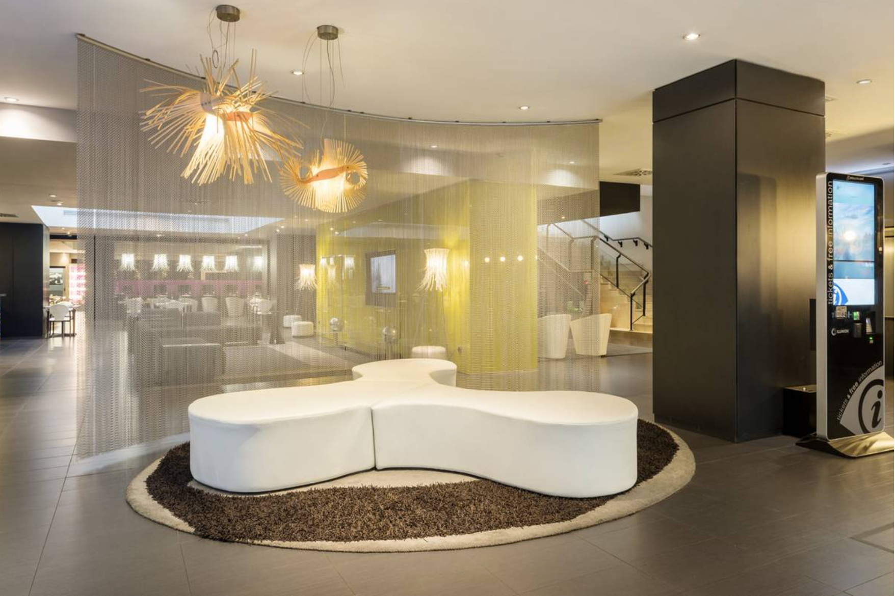 ILUNION Bel Art hotel lobby