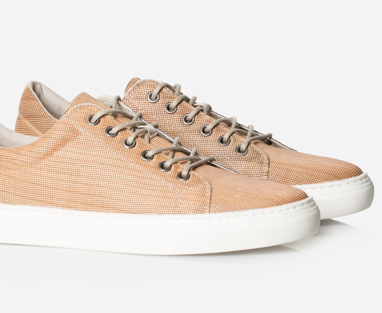 NUO wood veneer Holzfurnier Referenz reference fashion