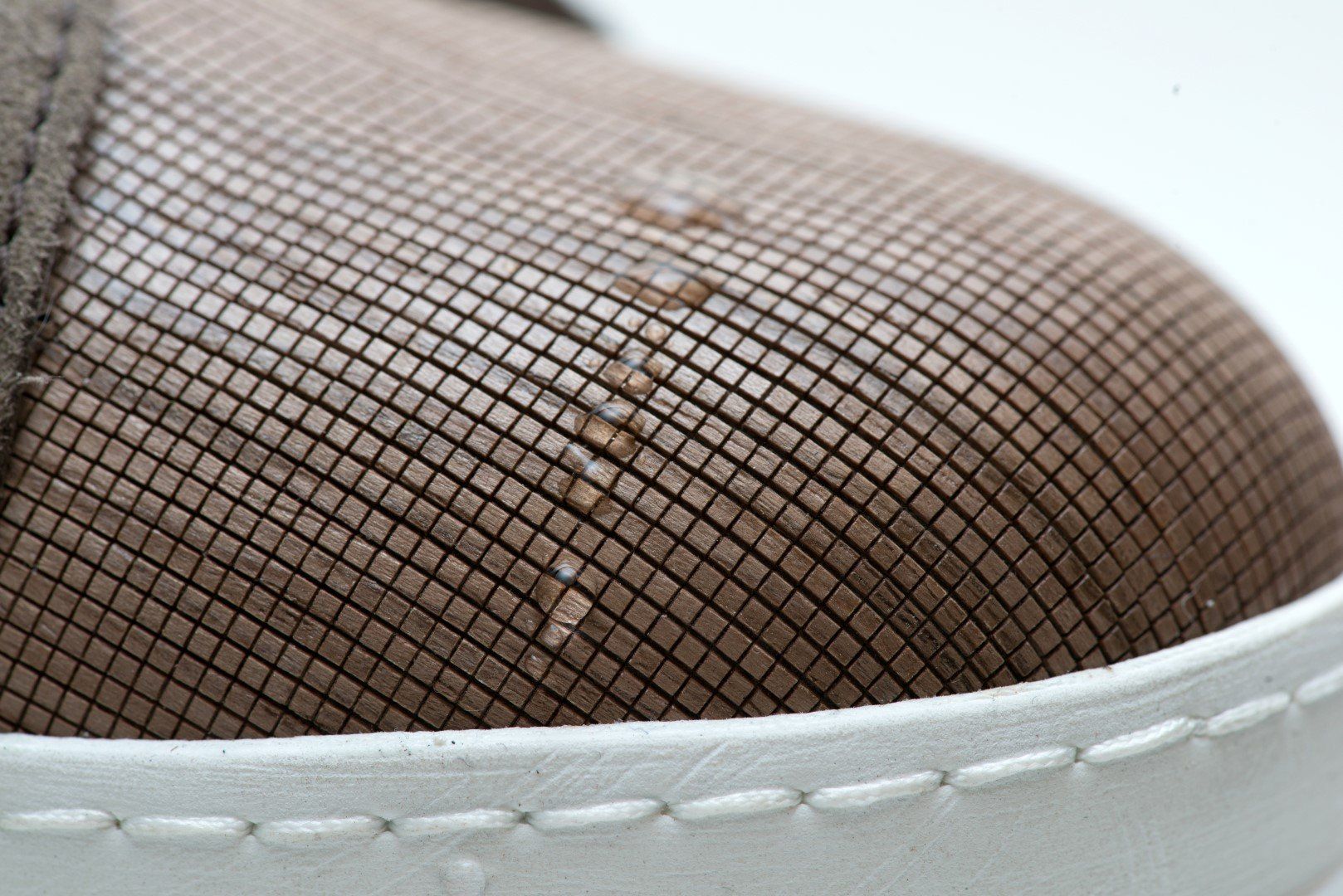 NUO wood veneer Holzfurnier Referenz reference fashion