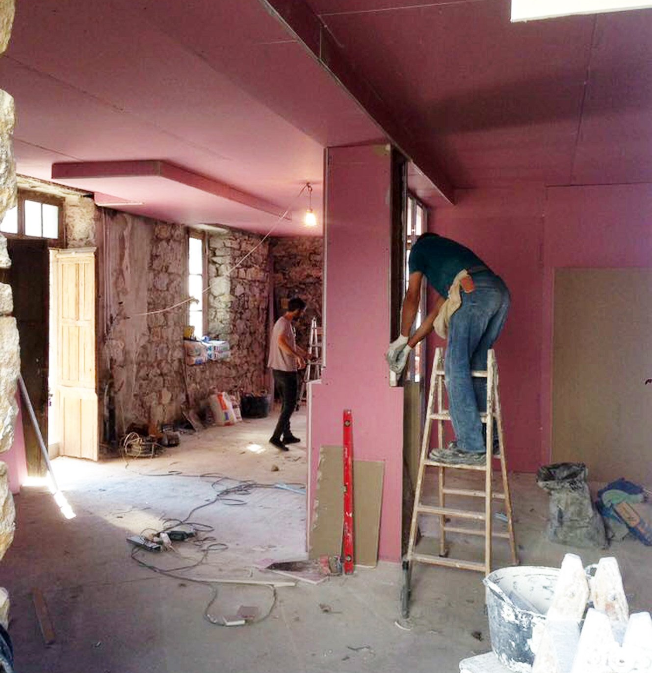 otamendi arkitektura proyectos arquitectura reforma de local y licencia de actividad The Pass surf tienda y cafetería Orio