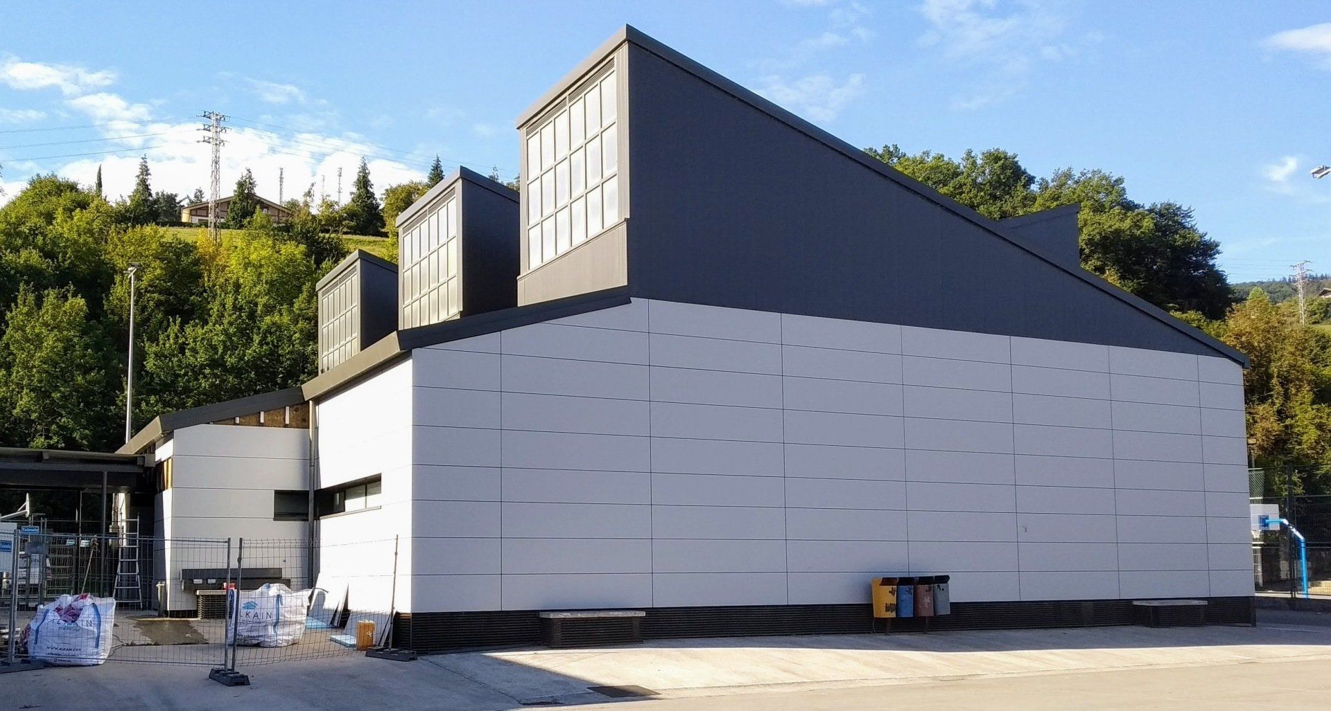 otamendi arkitektura proyectos arquitectura reformas y rehabilitación de edificios fachada ventilada aislamiento térmico