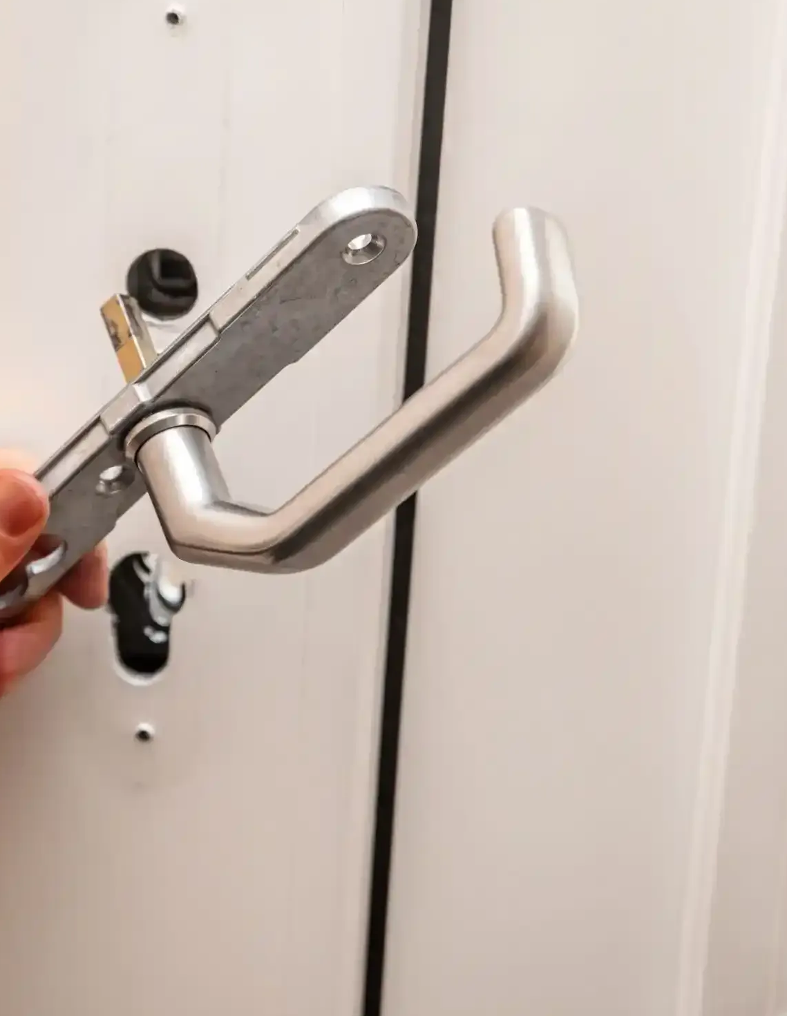 démontage poignée de porte la valette du var