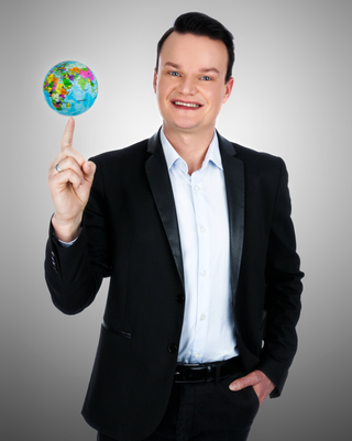 Florian Kunze Speaker + Business Profi Florian-Kunze-Speaker-Business-Profi-Digitalisierung-Motivation-Reisen-Querdenken-Redner-Vortrag-keynote-20