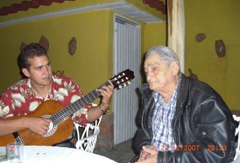 Florian-Kunze-Speaker-Business-Profi-Digitalisierung-Motivation-Reisen-Querdenken-Redner-Vortrag-keynote-kuba