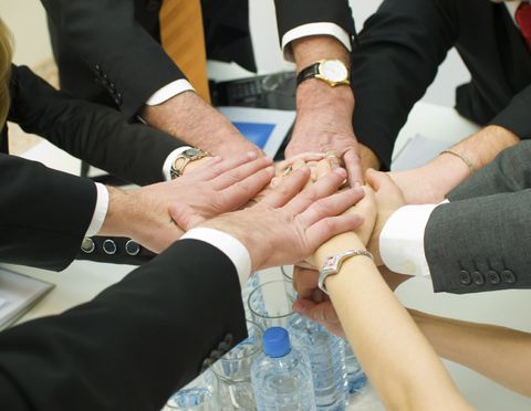 Florian-Kunze-Mitarbeiter-Schlüsel-zum-Erfolg-Digitalisierung-Umdenken-Schüssel