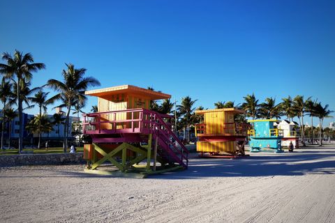 Florian-Kunze-Speaker-Business-Profi-Digitalisierung-Motivation-Reisen-Querdenken-Redner-Vortrag-keynote-florida
