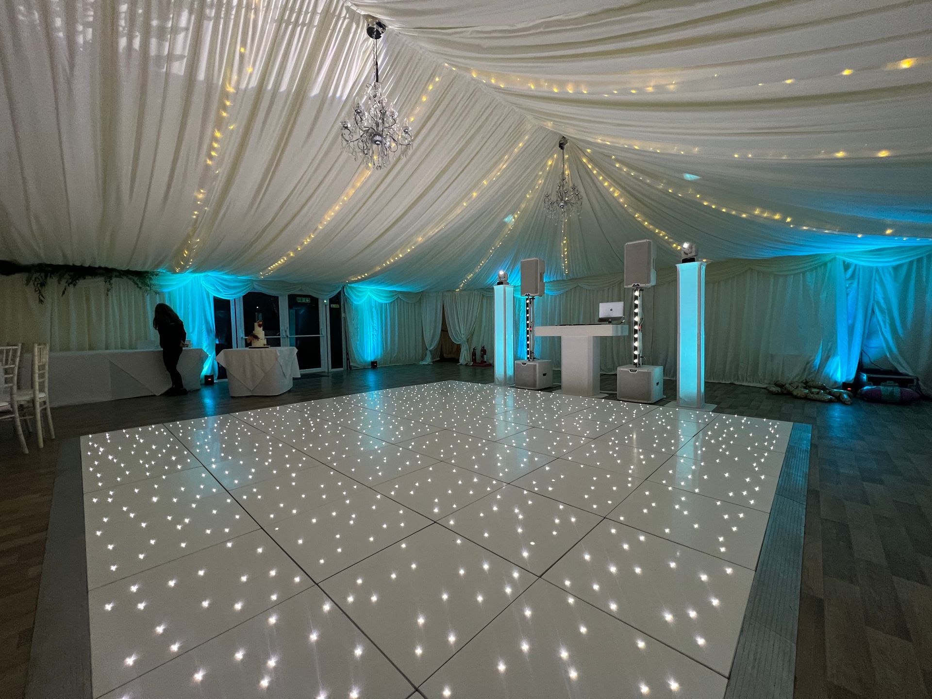 mulburry house white starlight led dance floor hire