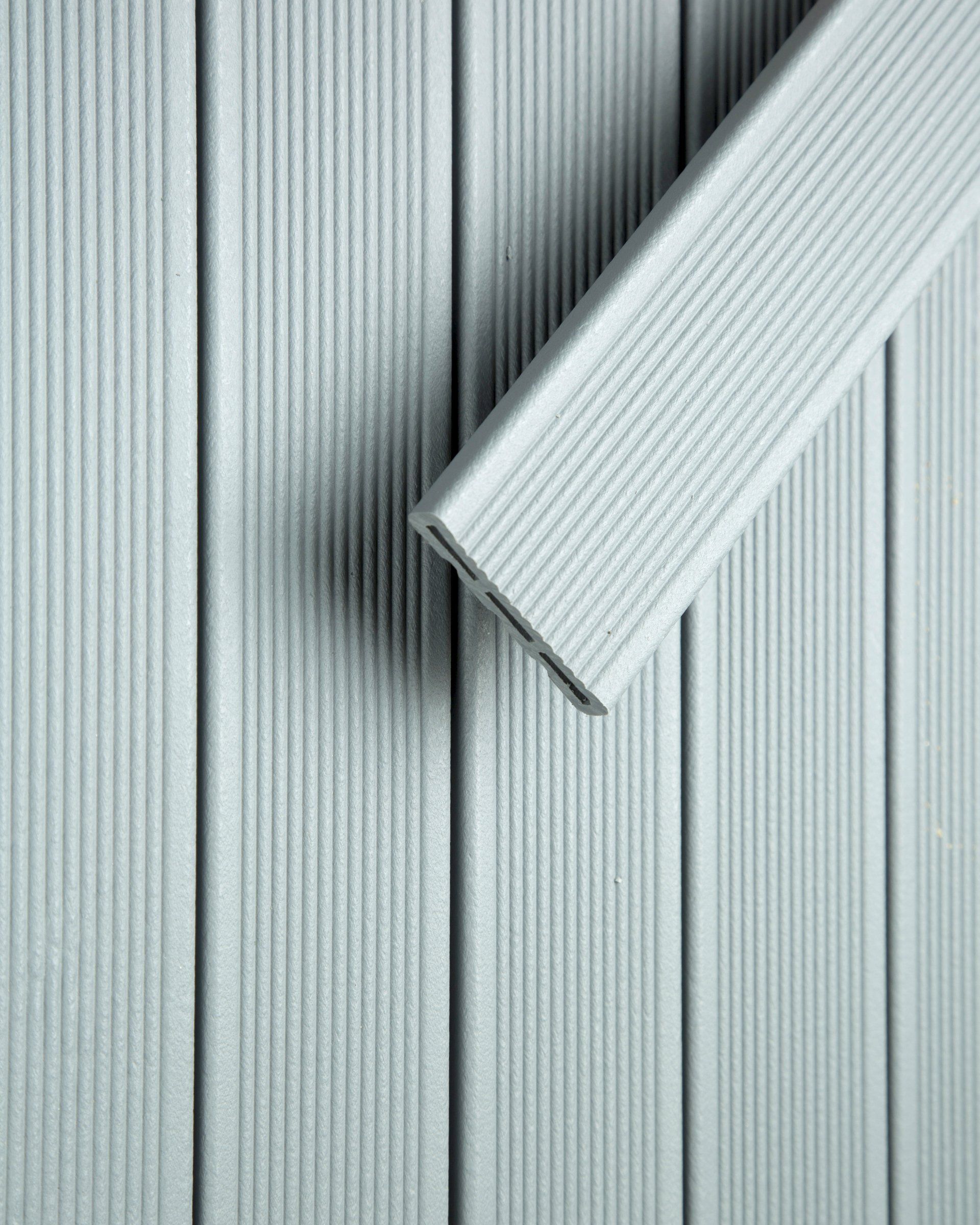 Habillage composite gris clair