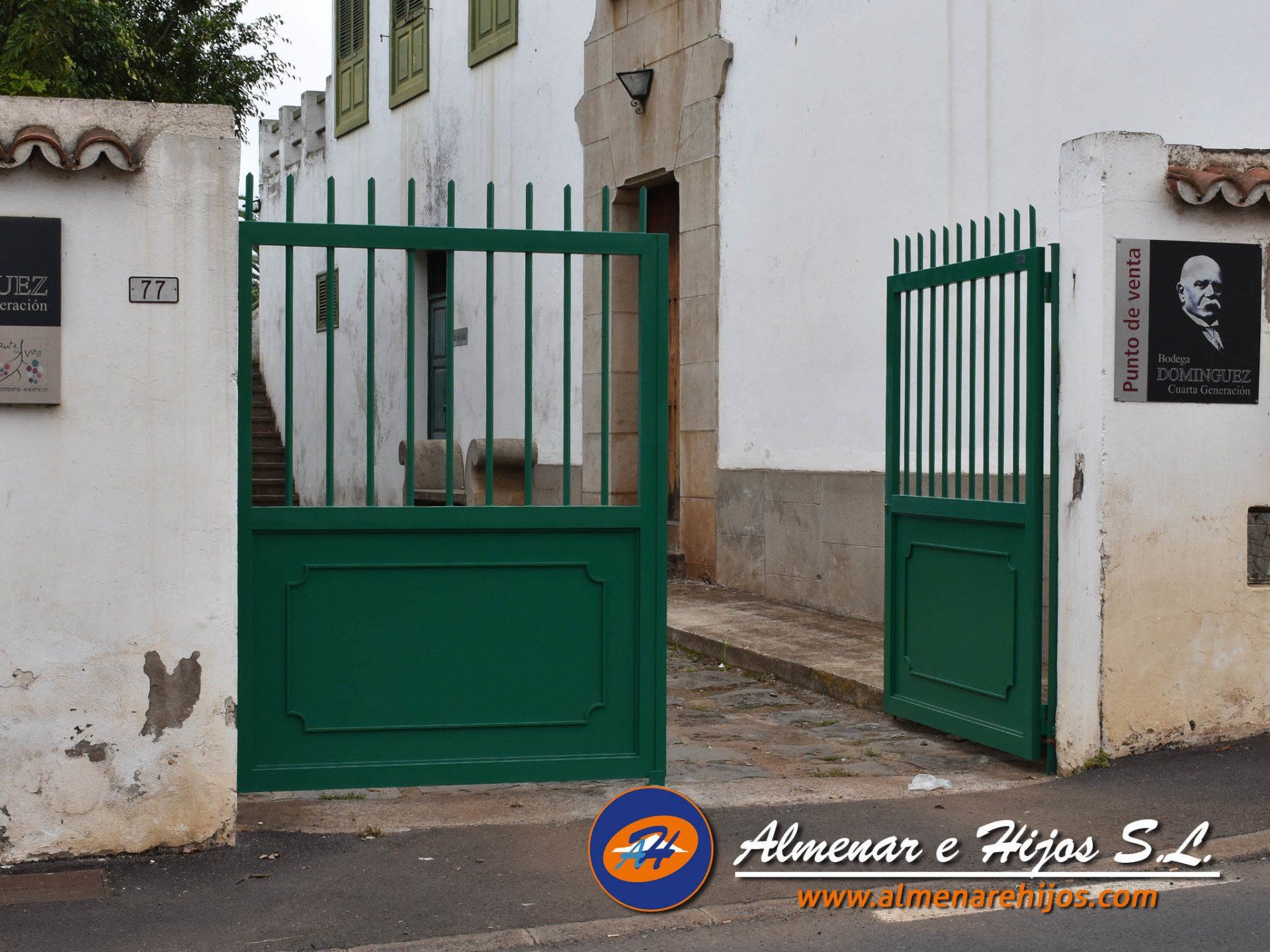 Puerta Batiente