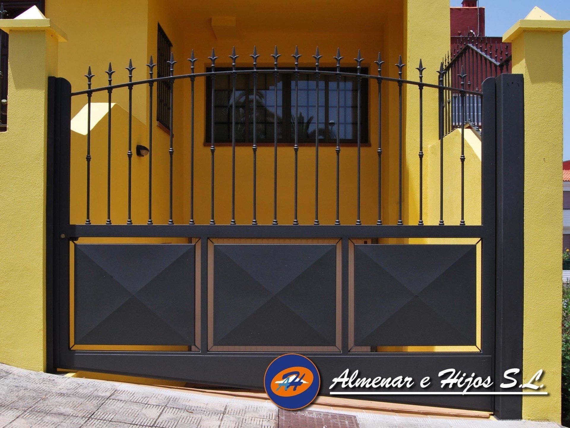 Puerta Batiente