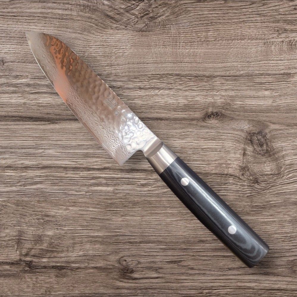 Couteau santoku yaxell gamme ZEN en Acier VG10 damas