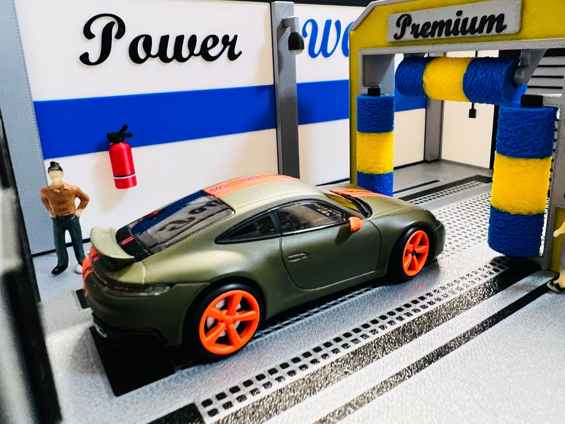 Diorama kompatibel mit Carrera und DR!FT