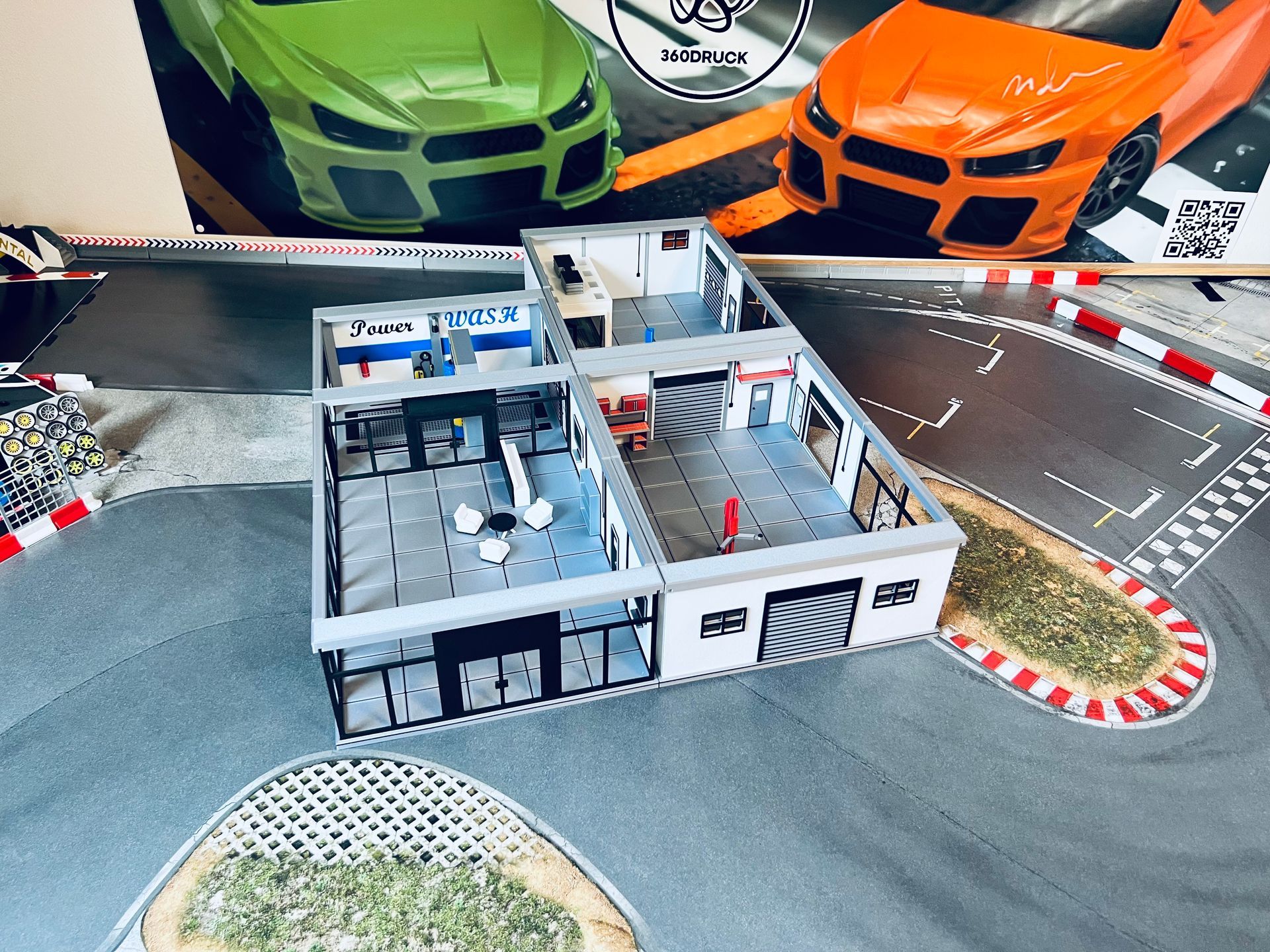 Diorama kompatibel mit Carrera und DR!FT