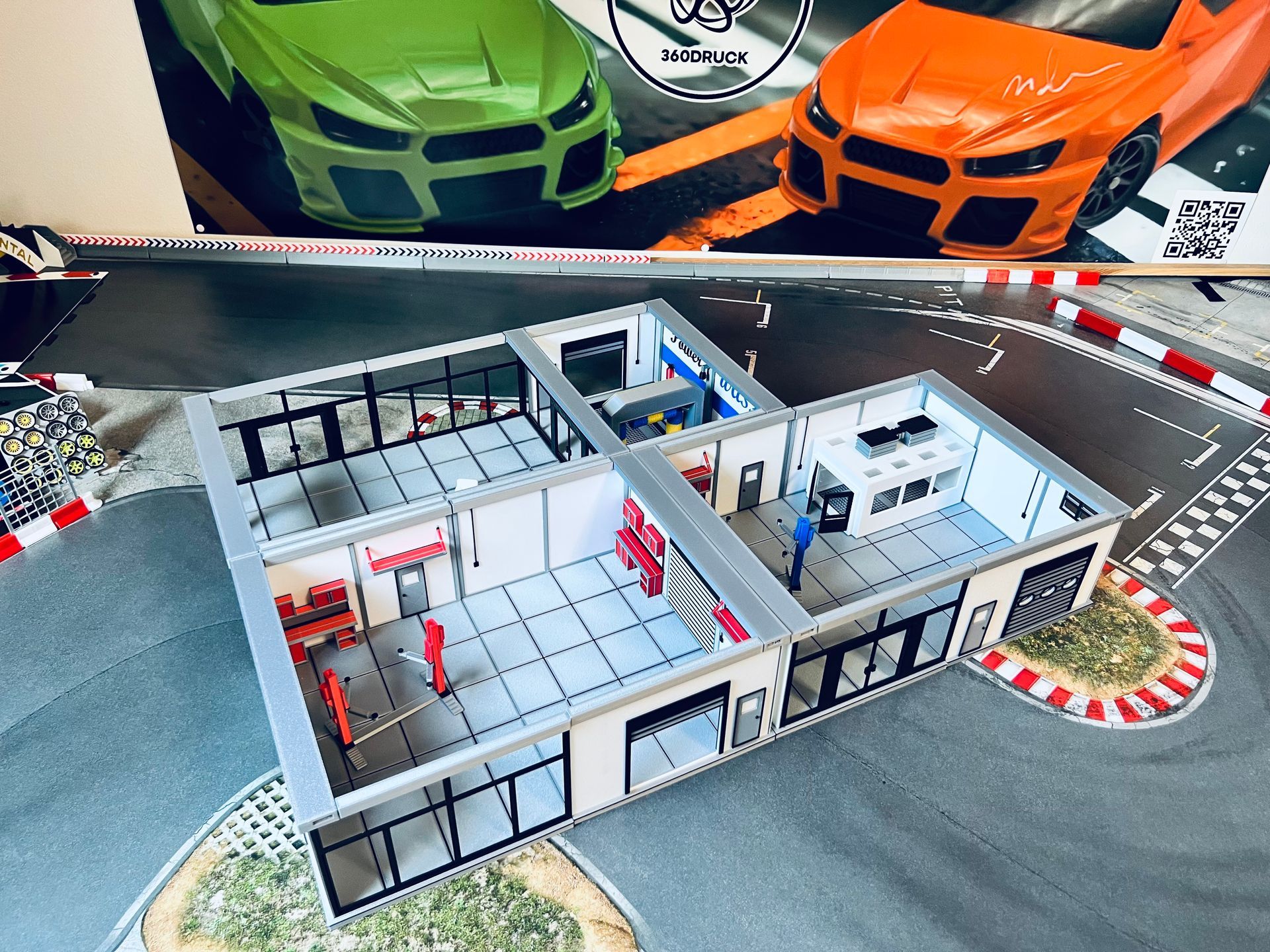 Diorama kompatibel mit Carrera und DR!FT