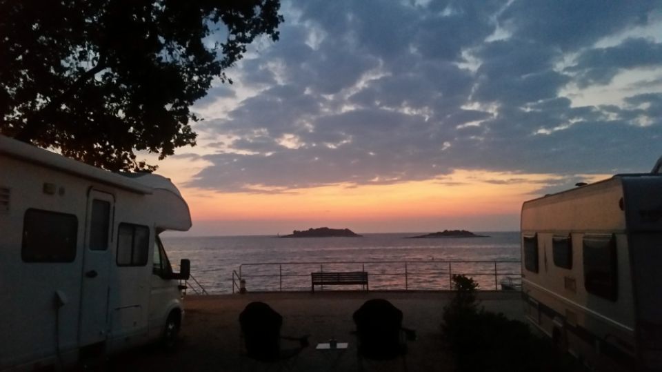 Sonnenuntergang am See, Camperfeeling