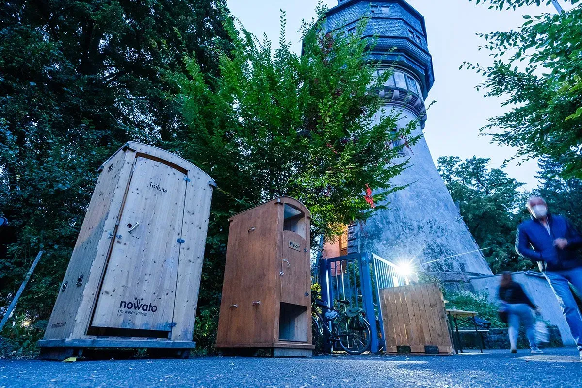 Nowato-Toiletten und Eschersheimer Wasserturm, Wandeltag 2021