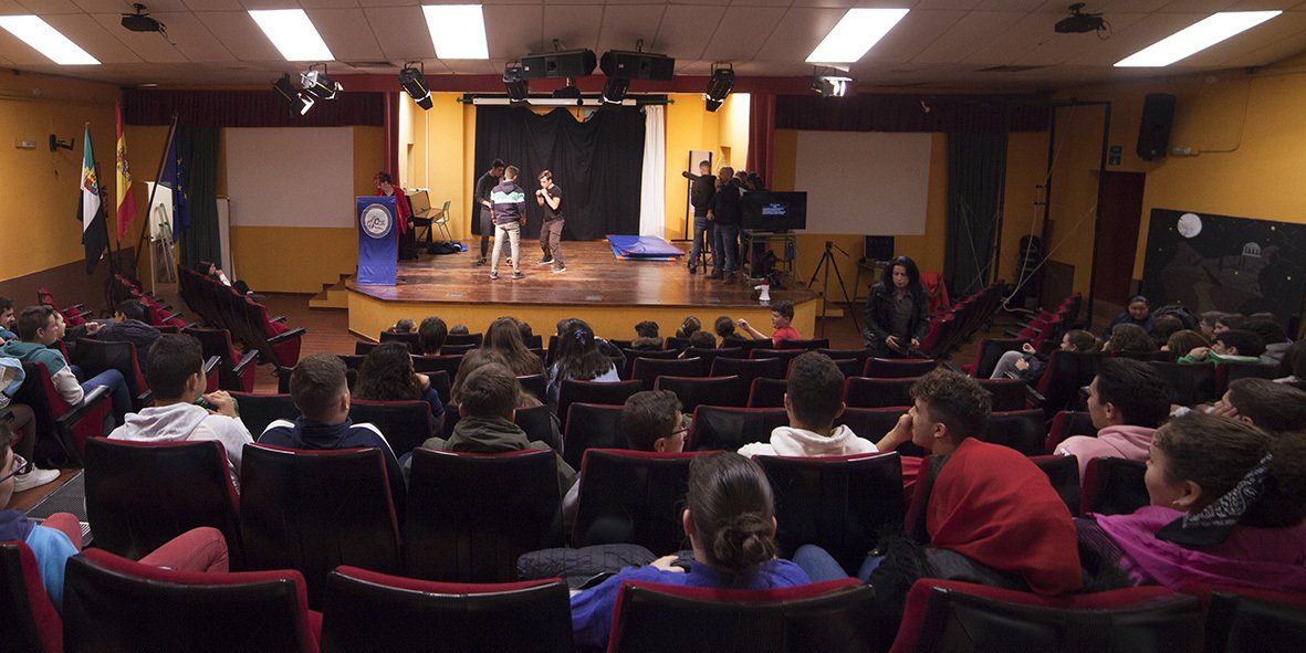 VIII FORO Foro, cine, instituto, formación