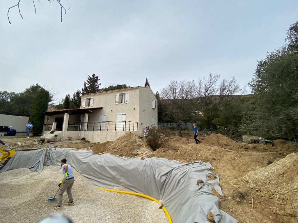 Access Vert réalisation de pose de pelouse et irrigation