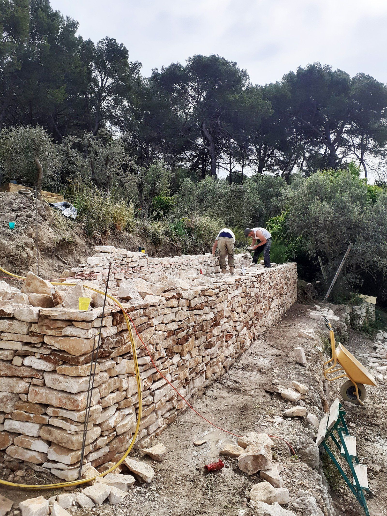 Access Vert réalisation de maçonnerie et mur en pierres sèches
