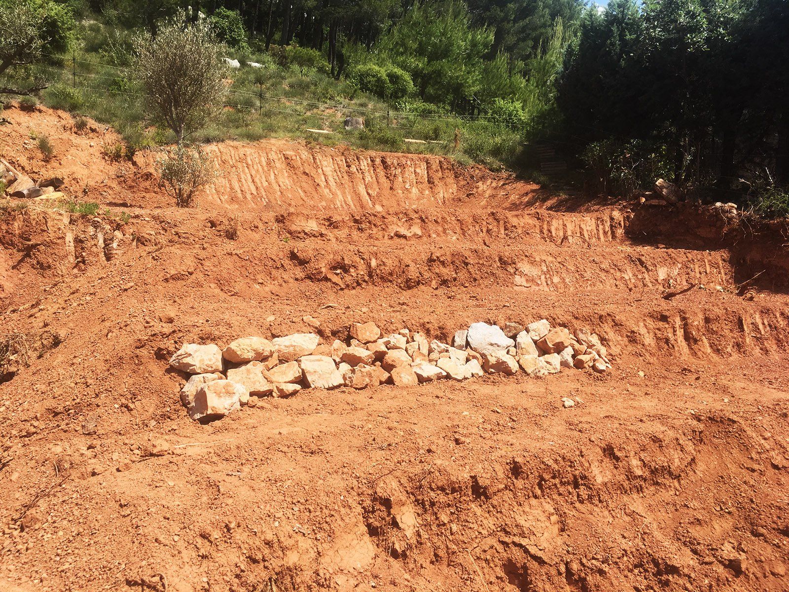 Access Vert réalisation de maçonnerie et mur en pierres sèches